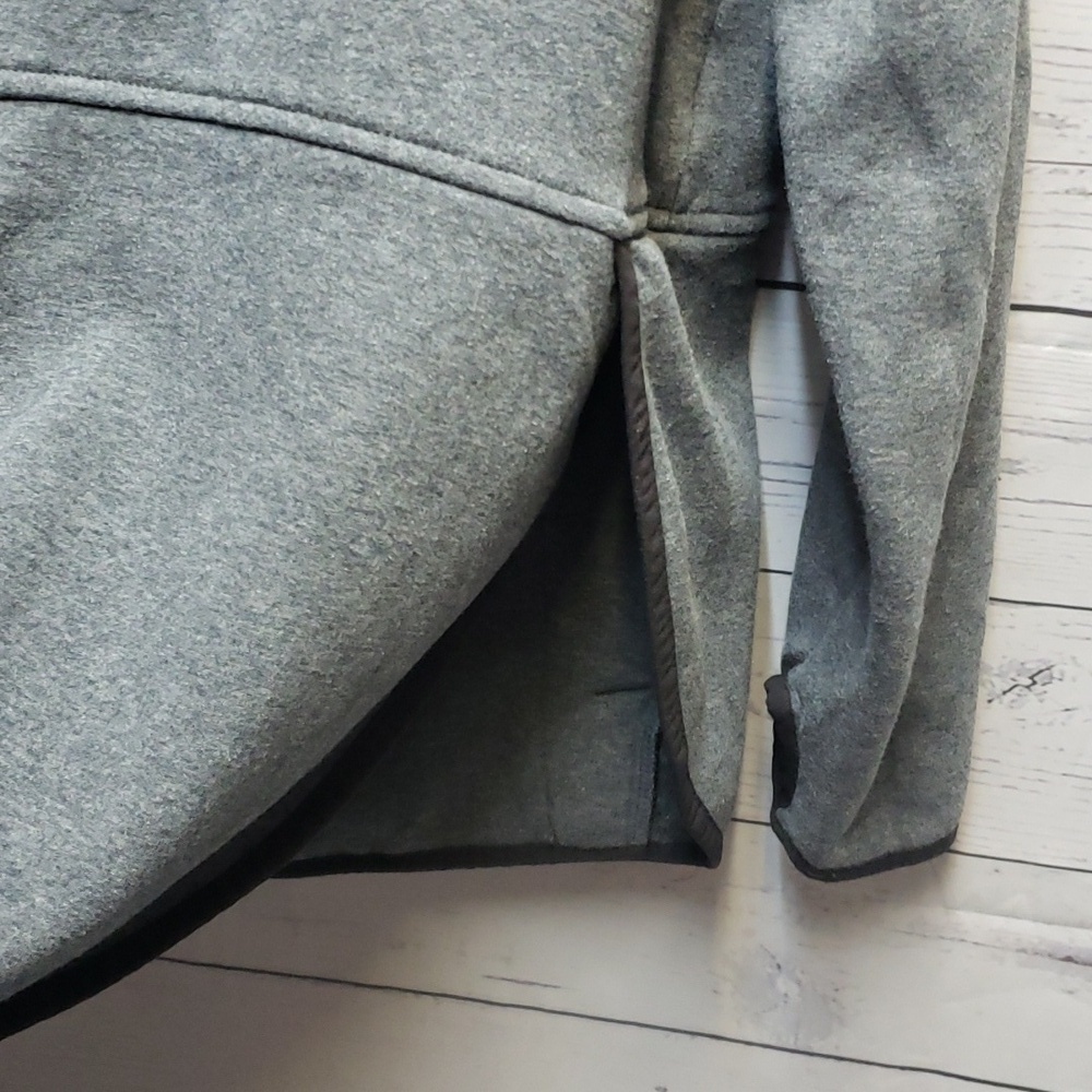Eddie Bauer Fleece Pullover - Picture 8 of 8